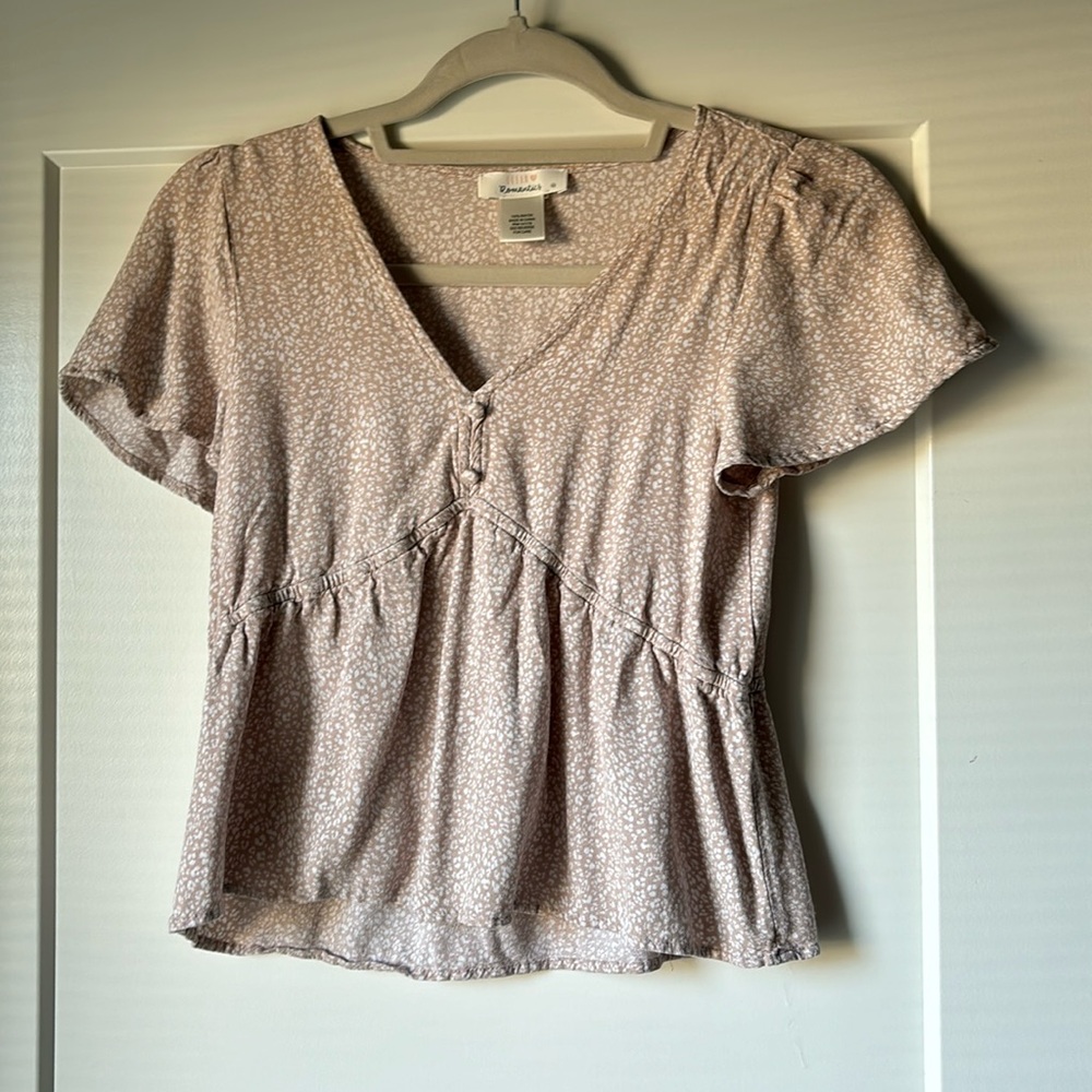 Urban Romantics x-small women’s baby pink blouse